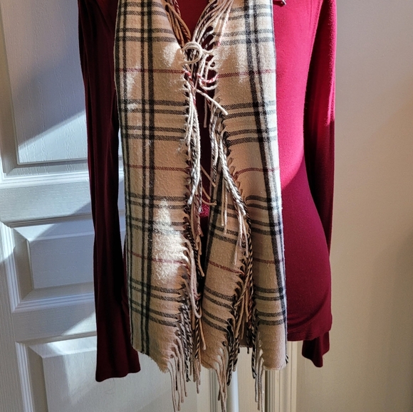 VFRASS CASHMINK  Unisex Blk,White, Red,Beige Fringed Scarf - Picture 6 of 6